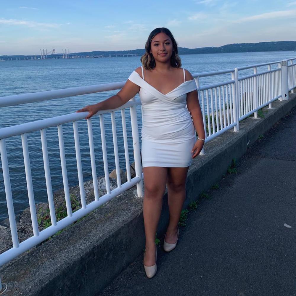 Meet your Posher, Stephanie